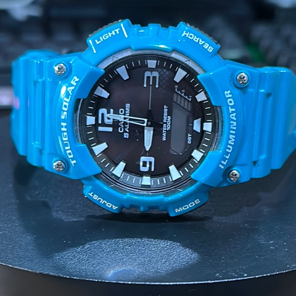 Vintage Casio Aqua Blue Solar-Powered Watch with GShock